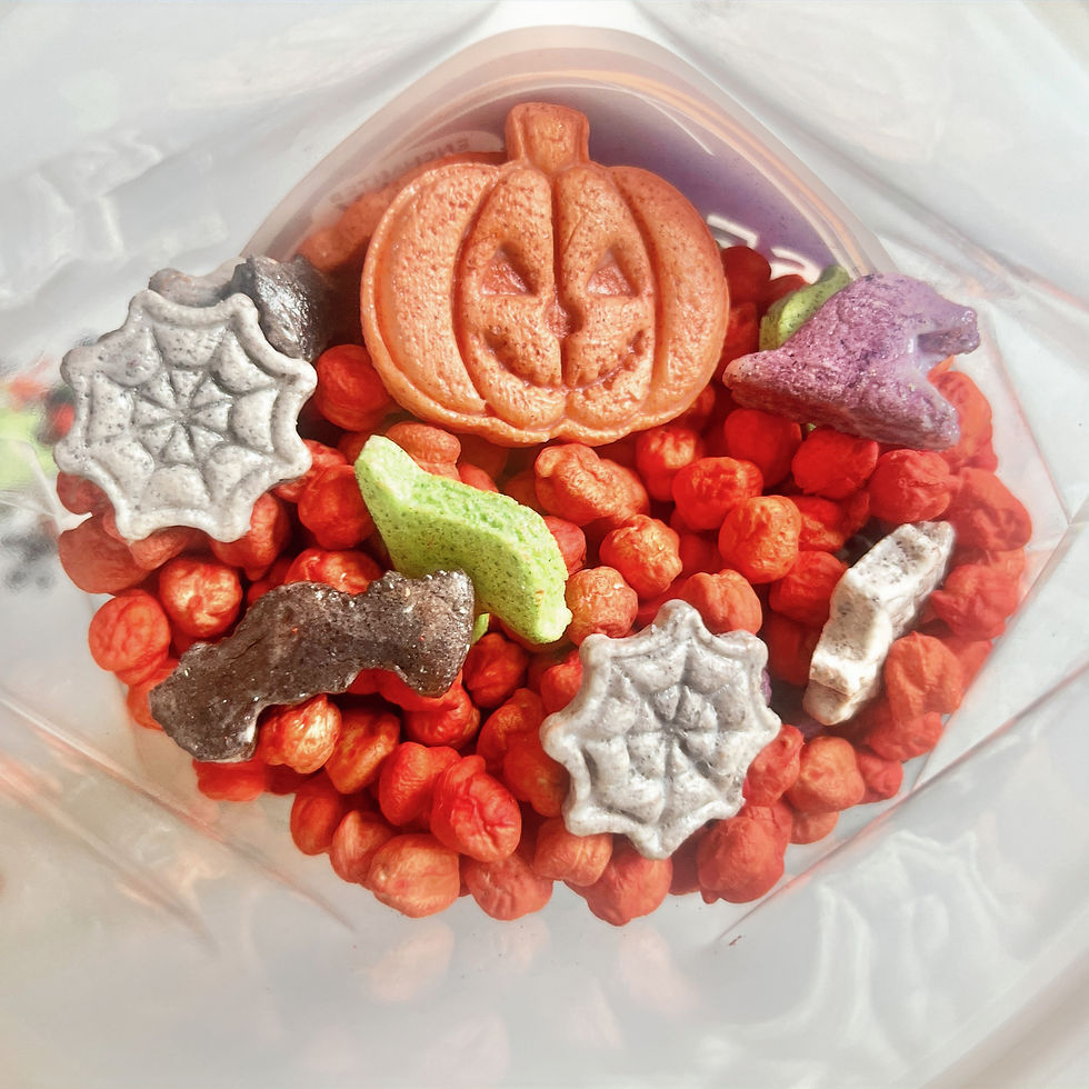 Thumbnail: TRICK OR TREAT Pour & Play