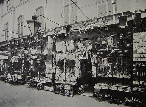 nside Palmer's arcade1898..jpg