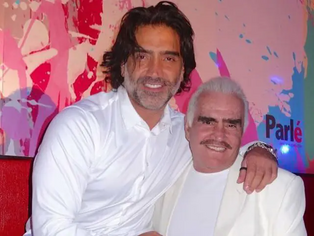 VICENTE FERNÁNDEZ PERMANECE EN TERAPIA INTENSIVA CON AYUDA PARA ALIMENTARSE