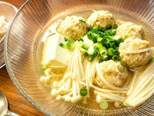 夏の冷えに鶏団子和風スープを。