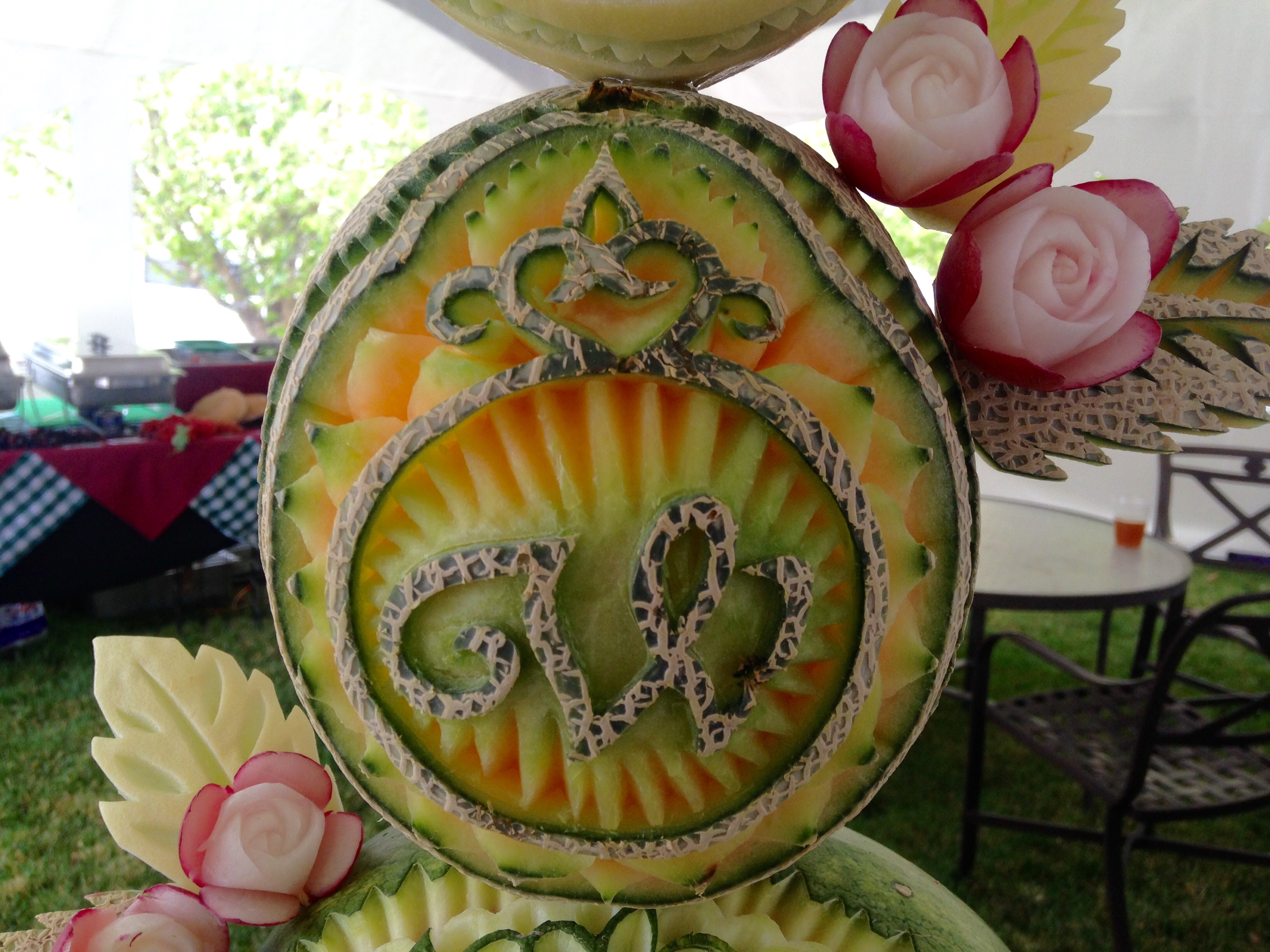 Writer: Willys Wild Carvings Edible Fruit Designs