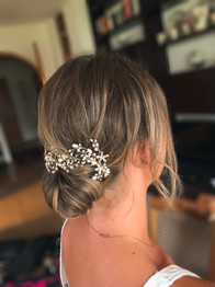 Haarstyling für Sommerhochzeit