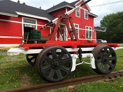Hand-pump Rail Car