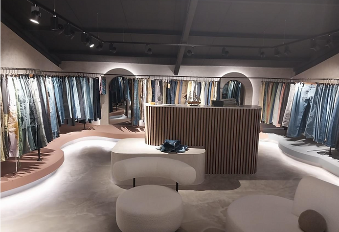 Eyteks Showroom