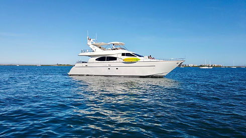 Azimut 70 profile.jpeg
