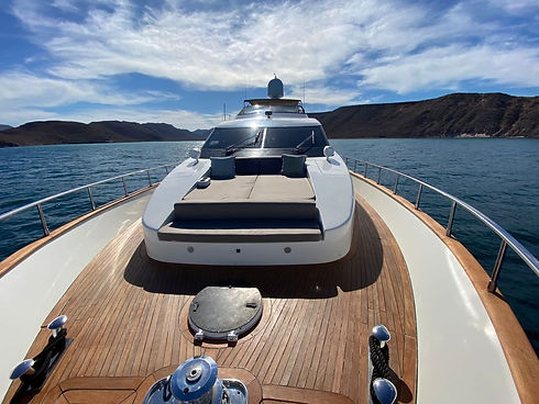 Azimut 85 pies 2.jpeg