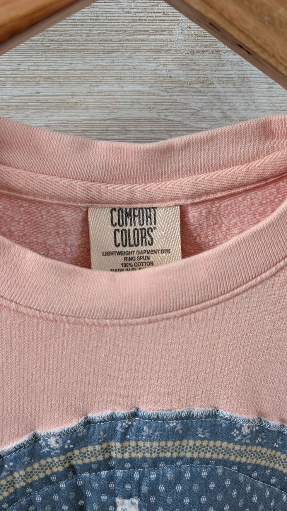 Thumbnail: Small •  Country Girl on Swing Crewneck • Pink