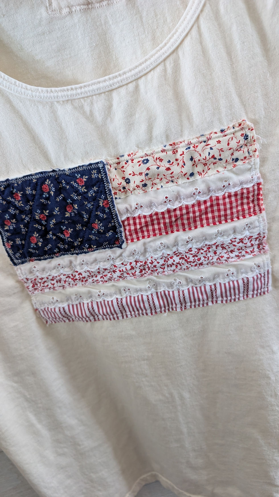 Thumbnail: Large • Scrappy Flag Tank • Creamy