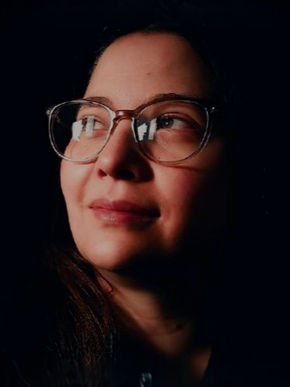 ARTIST OF THE MONTH - CAROLINA MADRIGAL - CURIOUS. VERSITILE. HUMAN