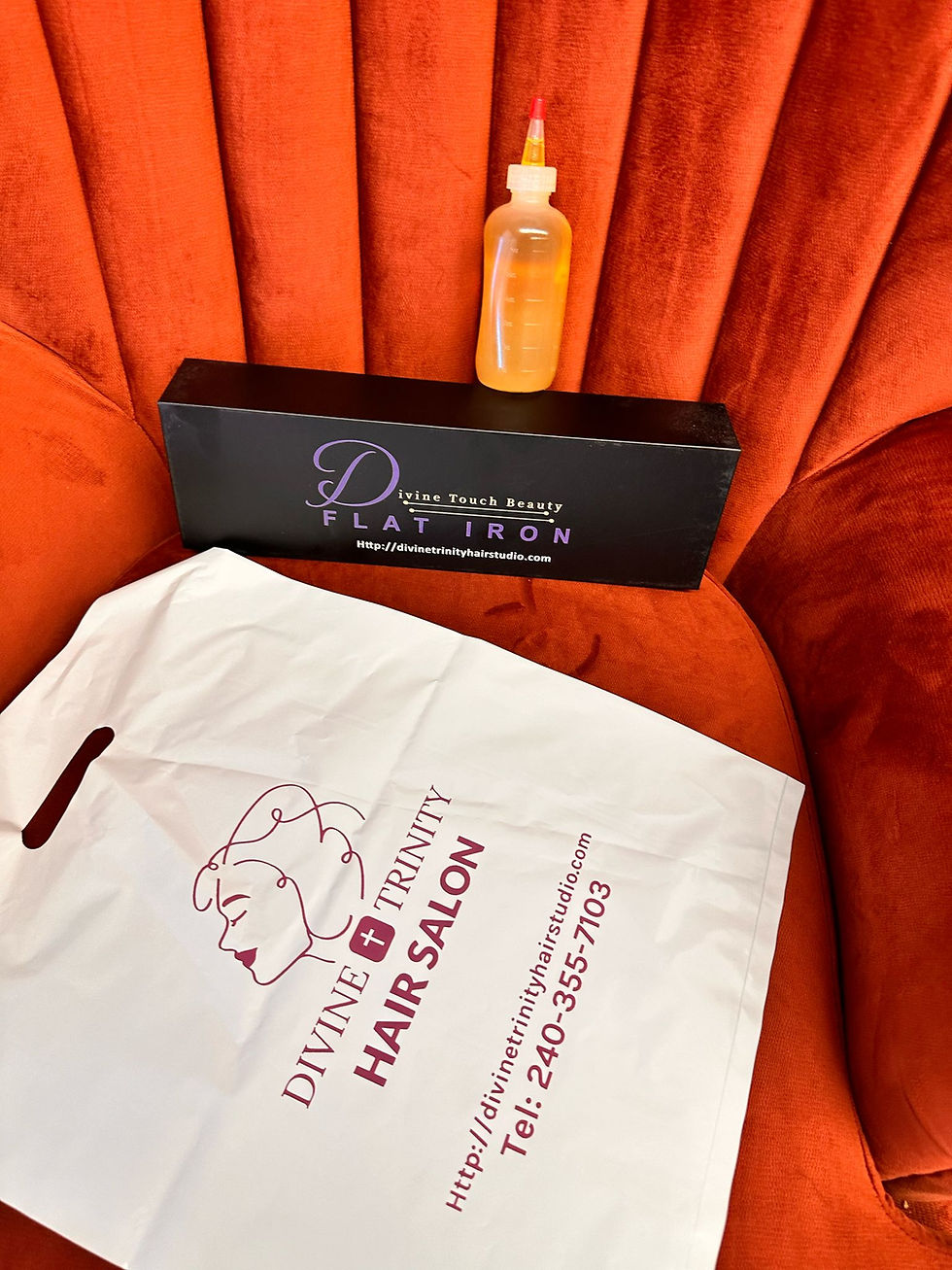 Thumbnail: Devine Touch Titanium Flat Iron for Hair