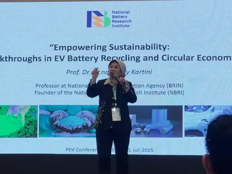 In the Electric Vehicle Era, Battery Recycling Becomes an Urgent Necessity