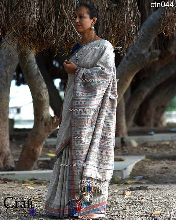 Thumbnail: Woman wearing handmade gray saree, showcasing beautiful Desi Wool Bhujodi Shawl cskw062