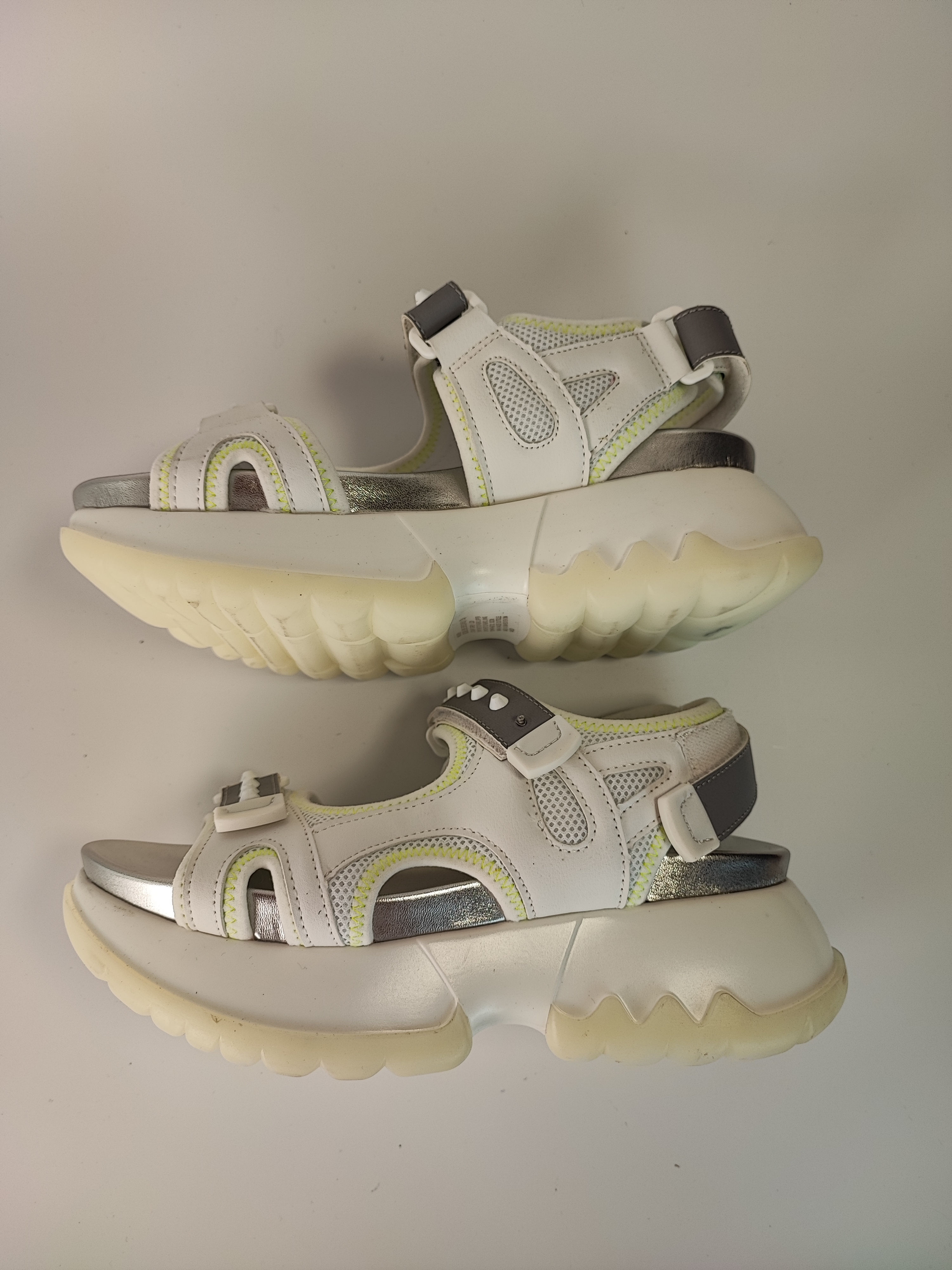 Steve Madden Sandals