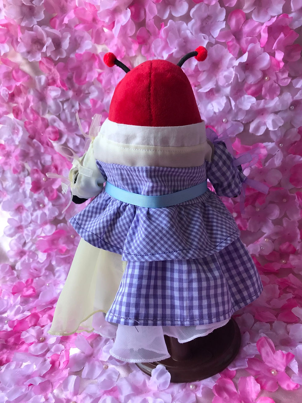 サムネイル： そお星人　パステルカラーの平行線風衣装