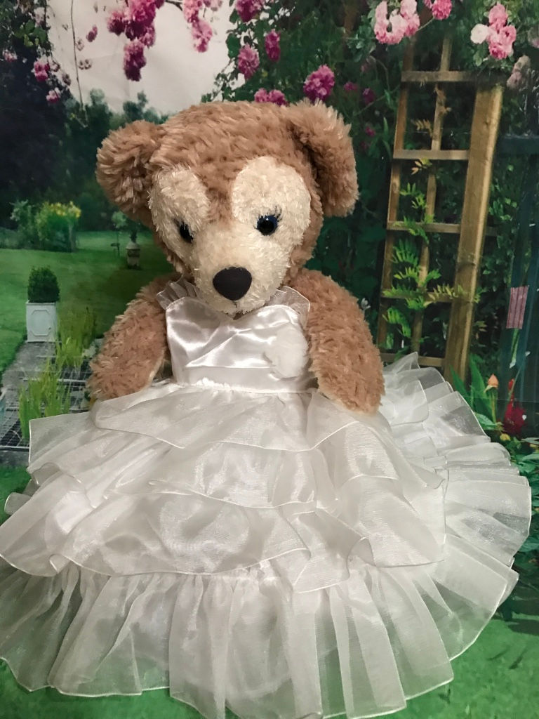 サムネイル： 【ディズニー】シェリーメイSぬいぐるみに着せられるウェディングドレスセット