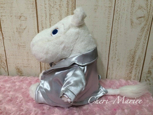 サムネイル： (フルオーダー)身長２０cmのムーミンぬいぐるみに着せるタキシード