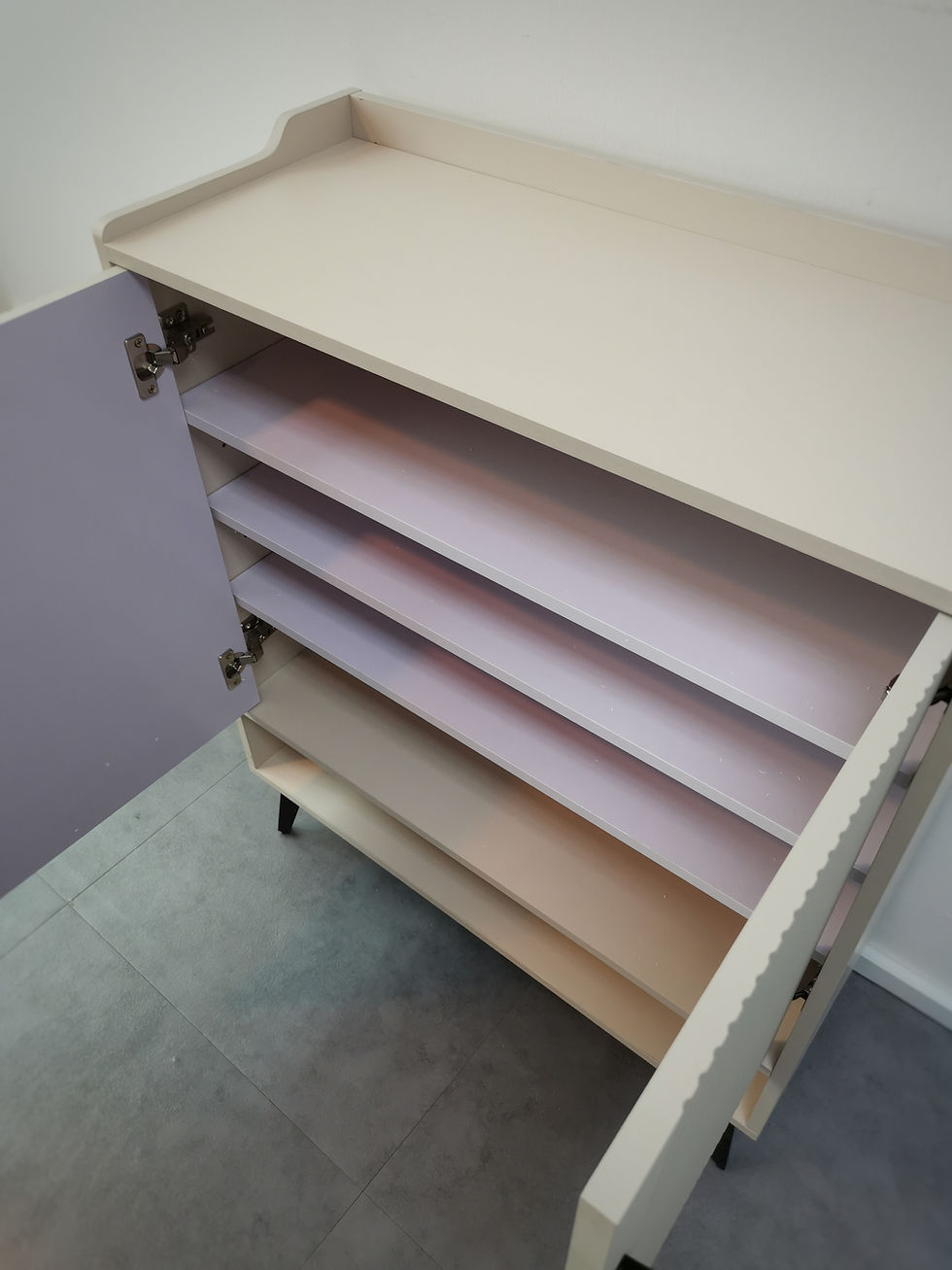 Thumbnail: Blanc Double Door Shoe Cabinet_Champagne