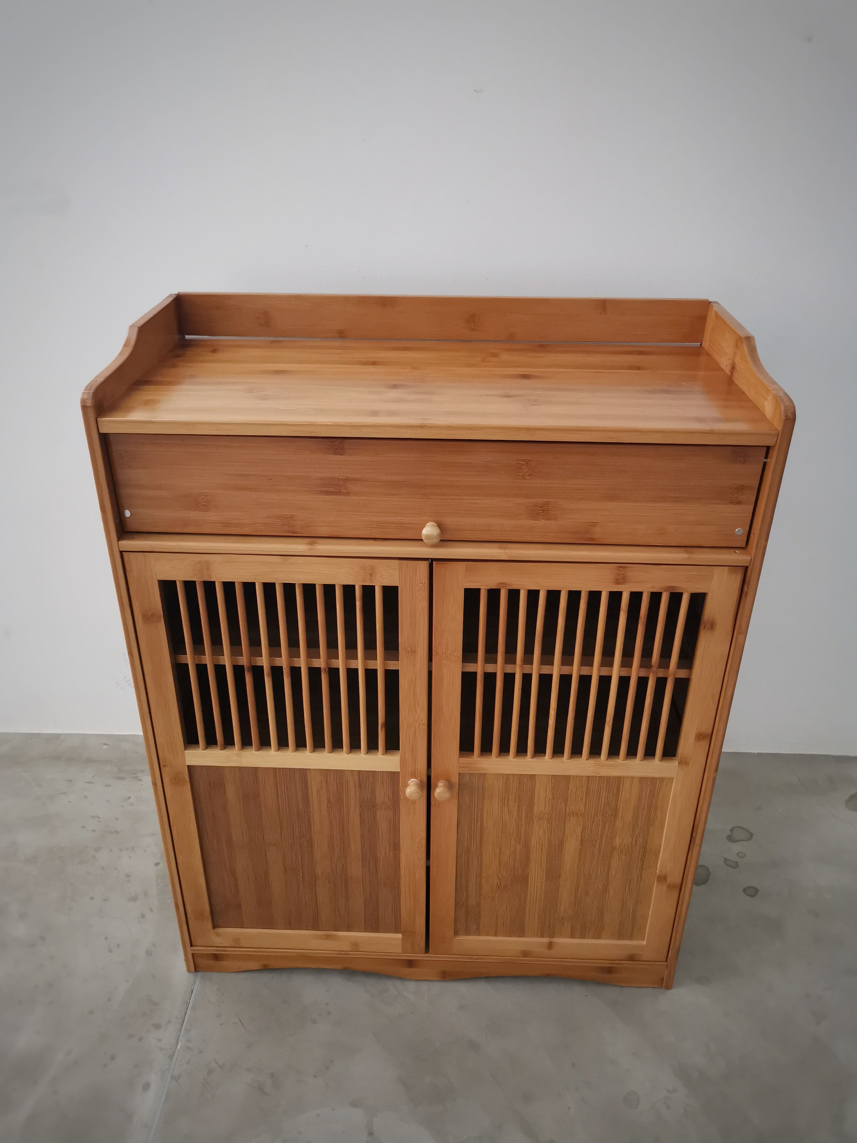 CLASSIC Shoe Cabinet