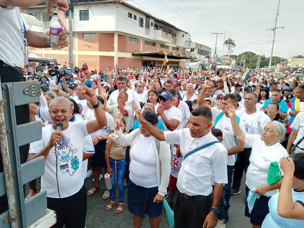 Cristianos de El Tocuyo en Lara desbordaron las calles en la Marcha para Jesús.