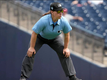 MLB asciende a su primera Umpire, Jen Pawol debutará el sábado en el juego Marlins-Bravos.