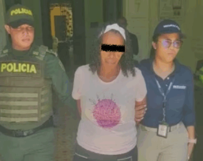 Colombia extradita a doméstica que asesinó a sus empleadores en Prados del Este, Caracas en 2017.