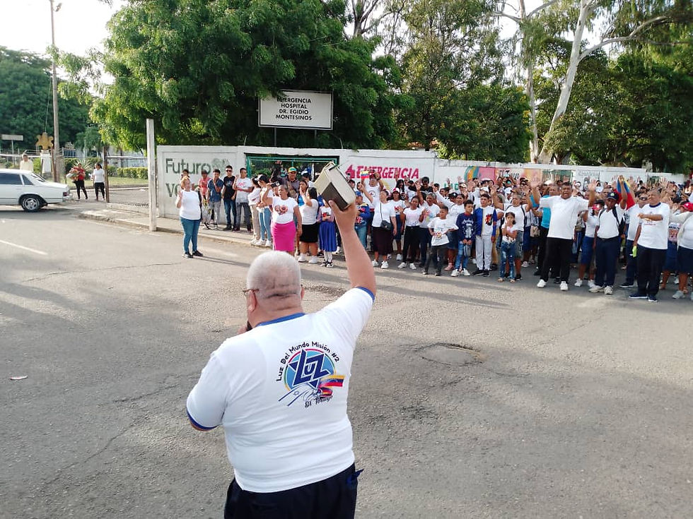 Cristianos de El Tocuyo en Lara desbordaron las calles en la Marcha para Jesús.