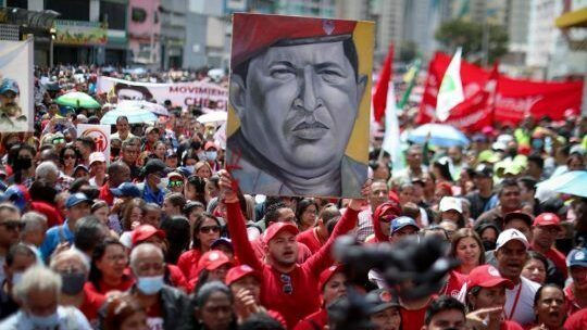 Oficialistas marchan este lunes en conmemoración de Chavez y por la victoria de Maduro en 2024.