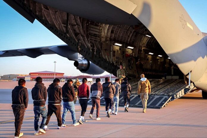 Estados Unidos deportará migrantes a Ruanda.