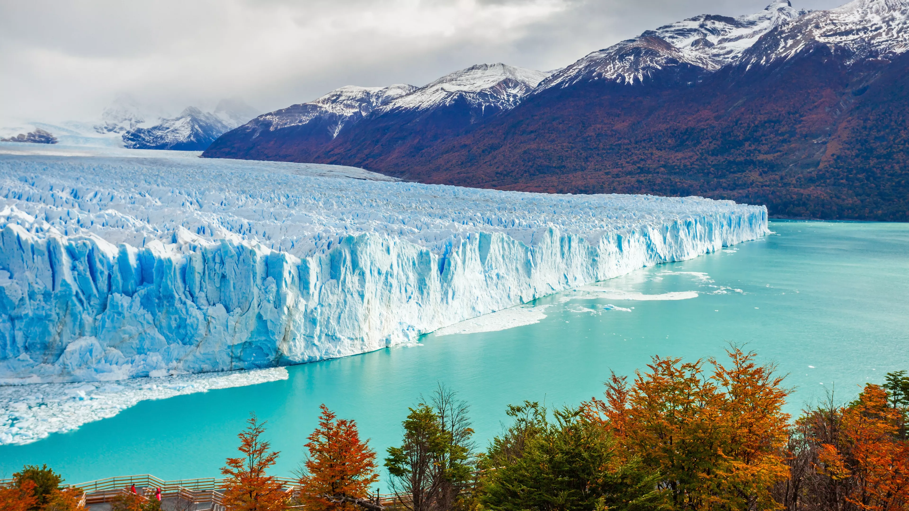 argentinien-laenderinformationen-gletscher-perito-moreno-natucate.webp