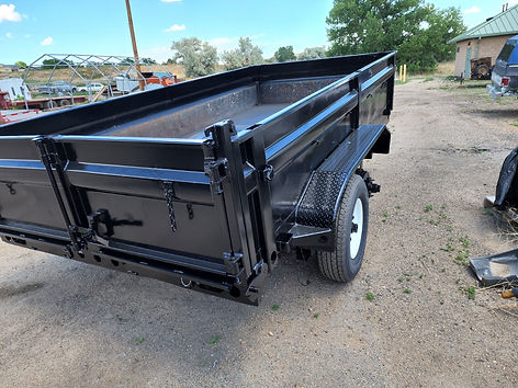 Trailer-sandblasted-after-photo-welding-and-painting-by-Superior-Sandblasting