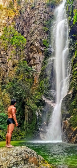 b9c1de02-b0b7-4dcd-90d3-ab5f00d1f236