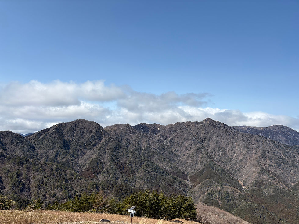 鎌ヶ岳から鎌尾根の稜線