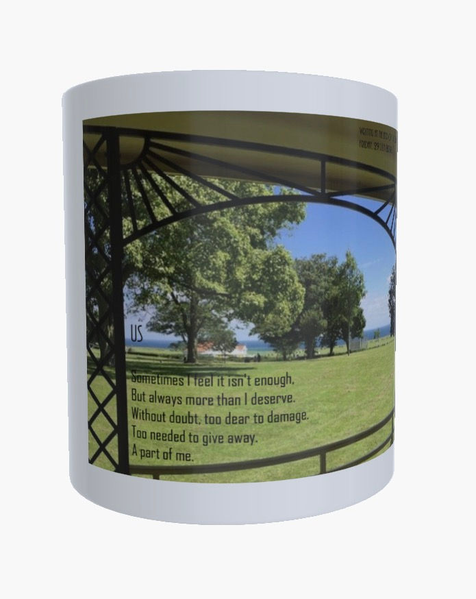 Thumbnail: US (POEM) - MUG