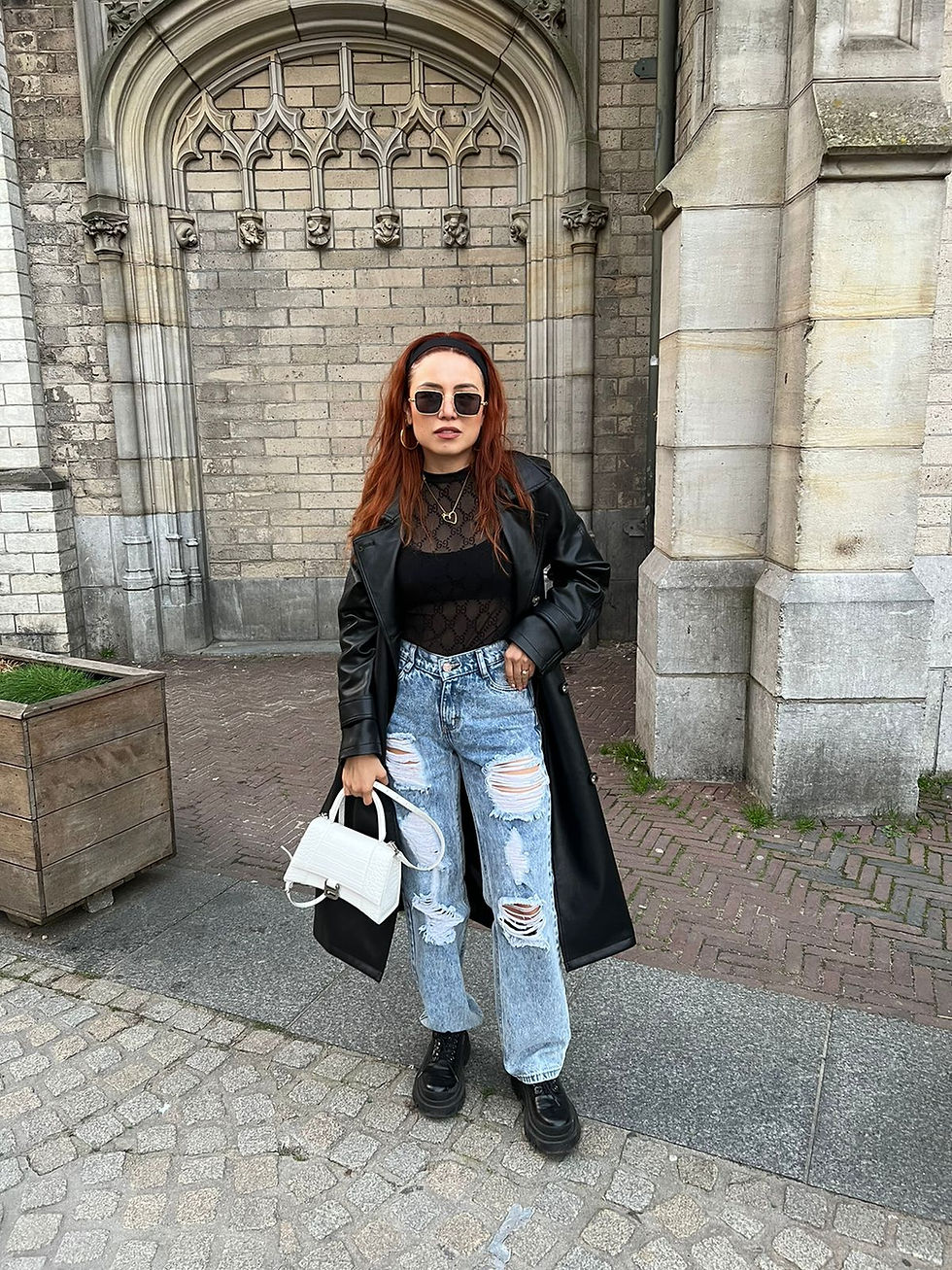 Miniatura: MOM KAOUD
