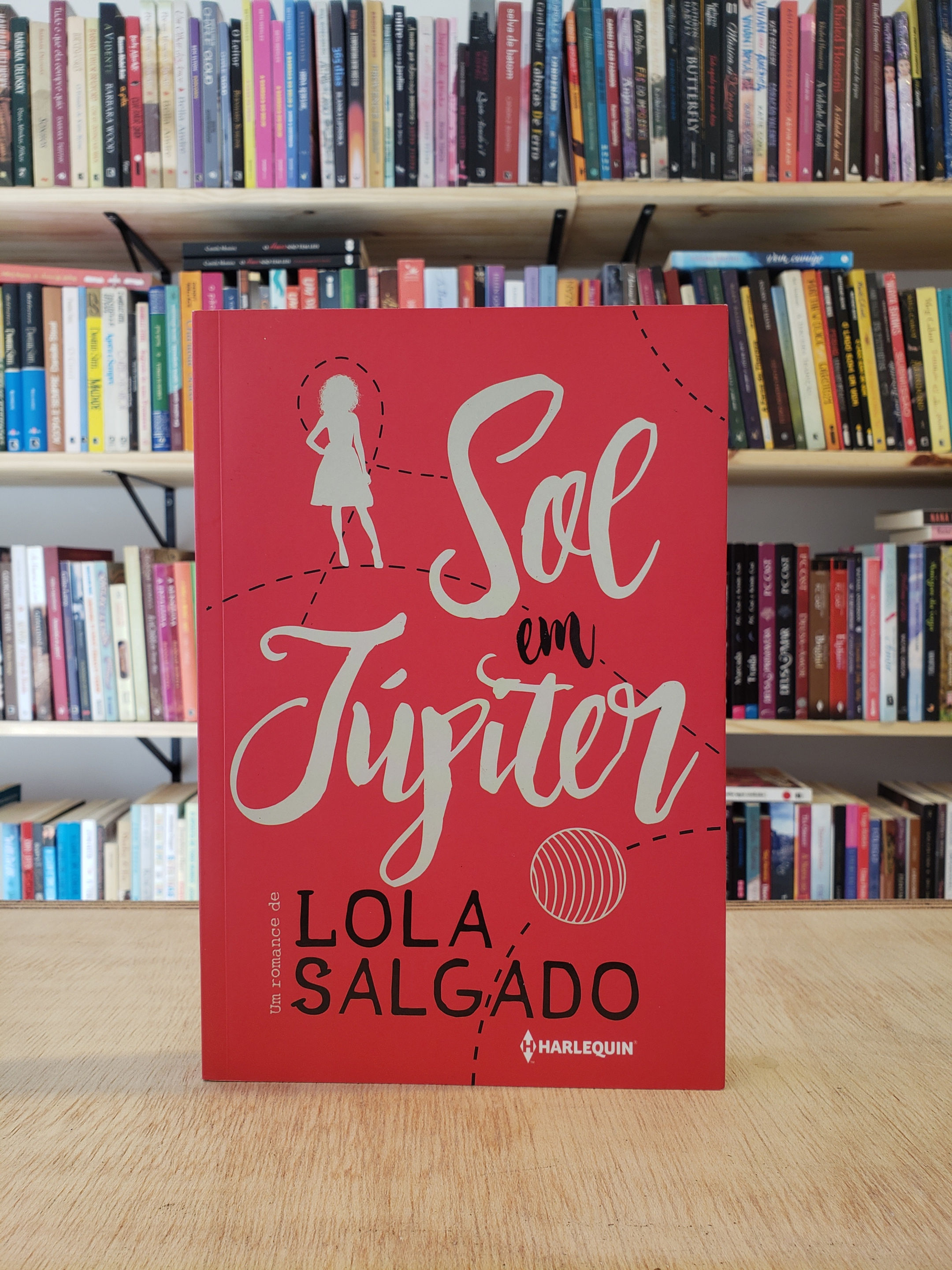 Sol em Júpiter - Lola Salgado