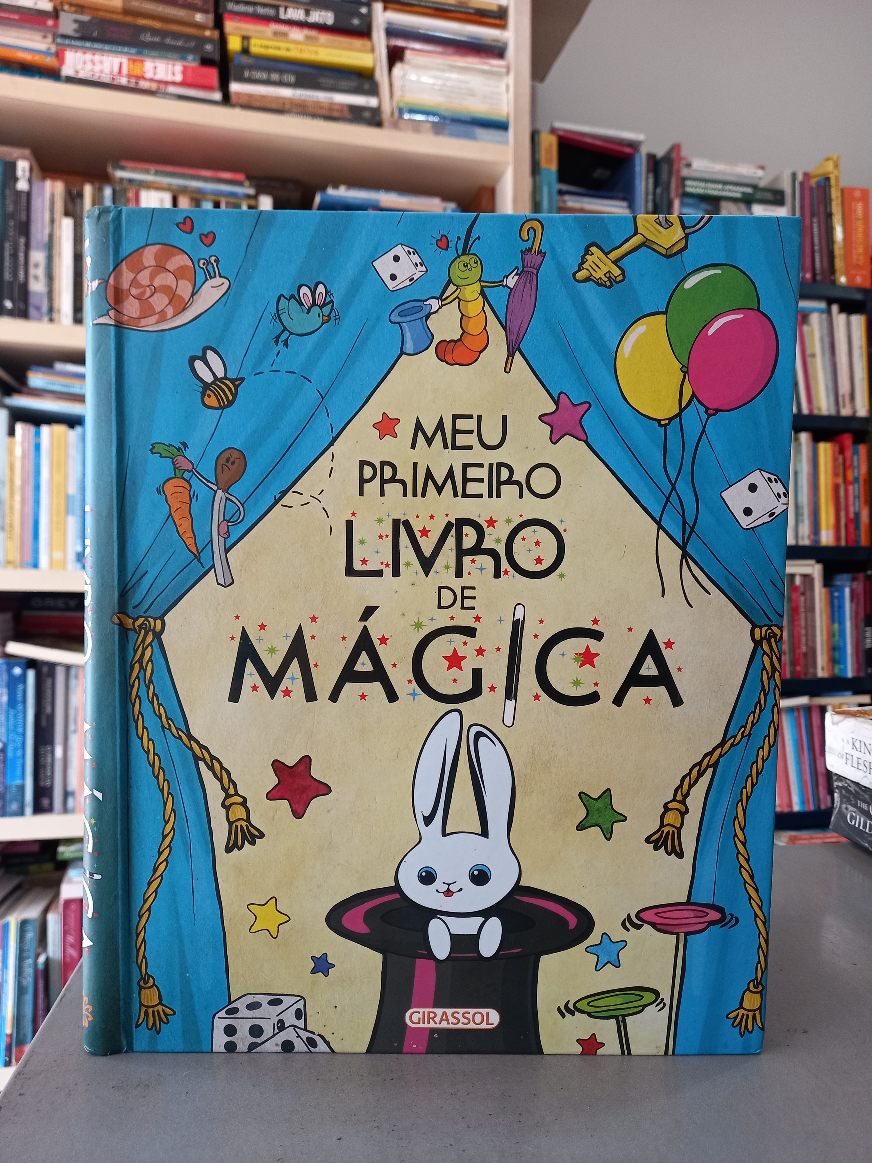 Meu primeiro livro de mágica 