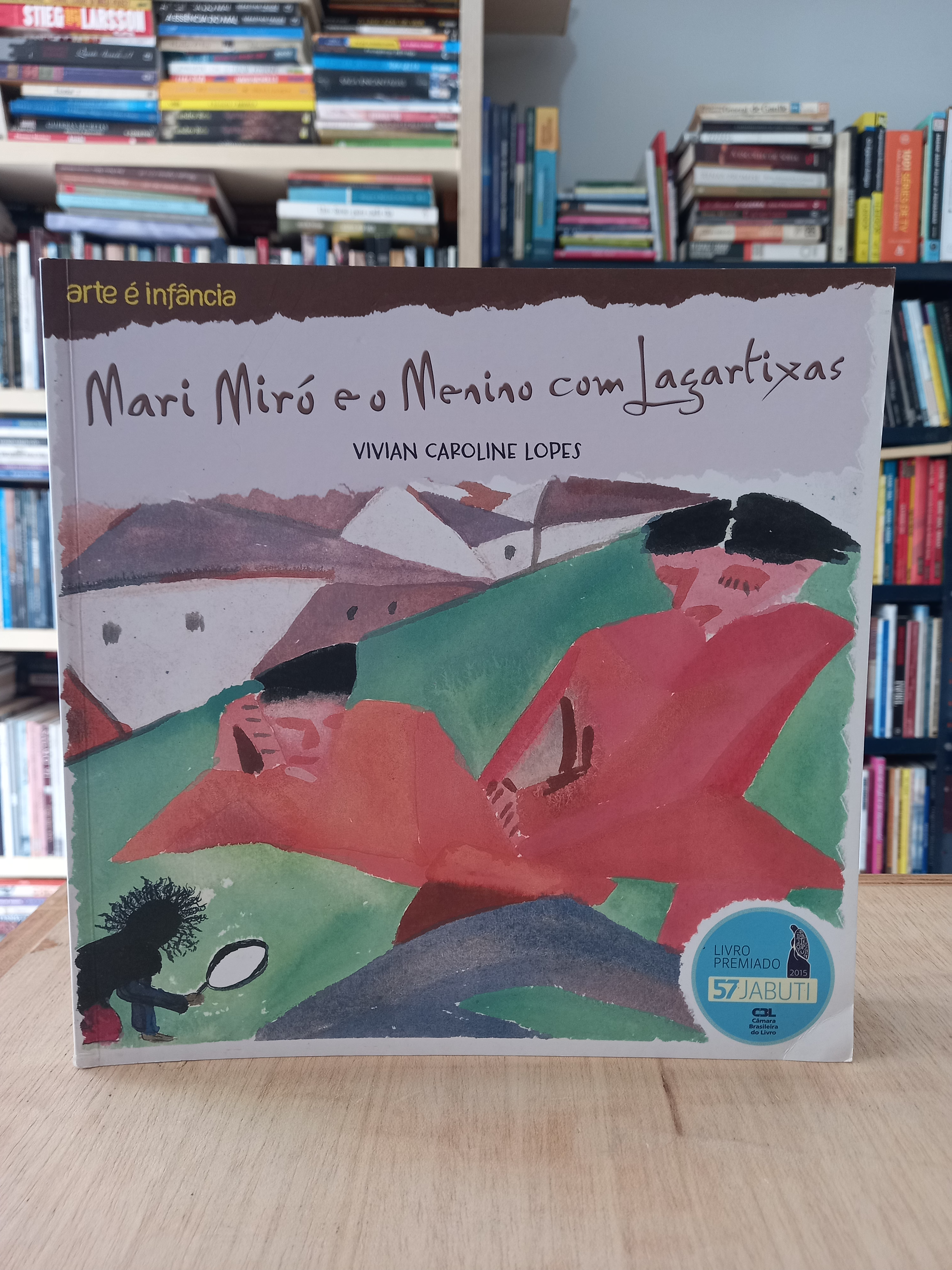 Mari Miró e o menino com lagartixas (Arte é infancia) - Vivian Caroline Lopes