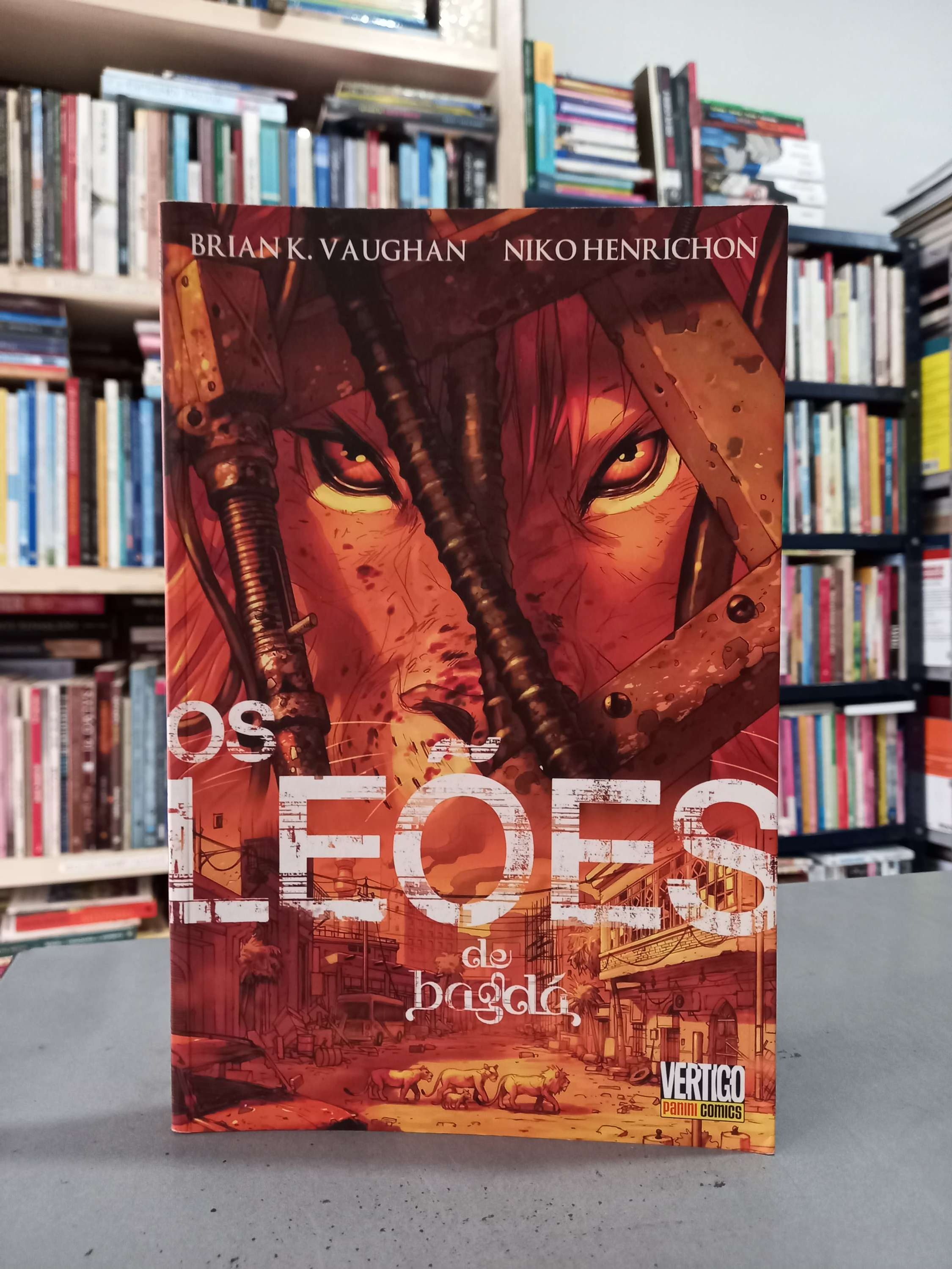 Os Leões de Bagdá - Brian K. Vaughan e Niko Henrichon