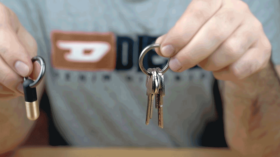 carabiner-gif.gif