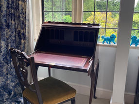 Save the date! Cotswolds writing retreat 2026