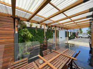 stage 2 outdoor patio