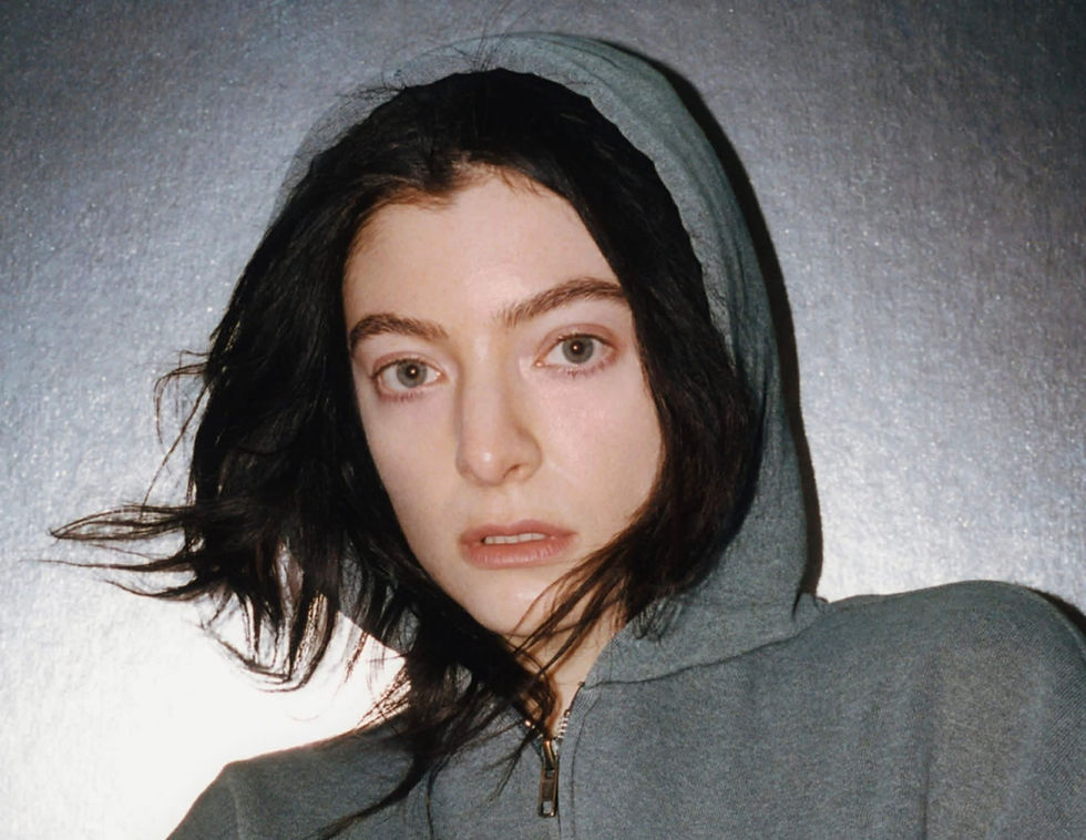 Lorde refuses to renew contract signed as a 12-year-old, now an independent artist