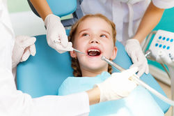 08714g-visitas-odontologo-ninos