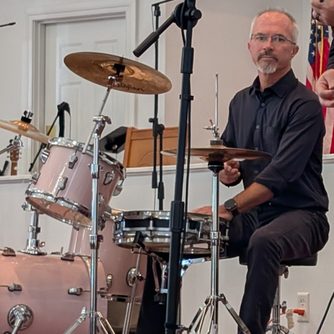 Shawn Kincheloe, drums