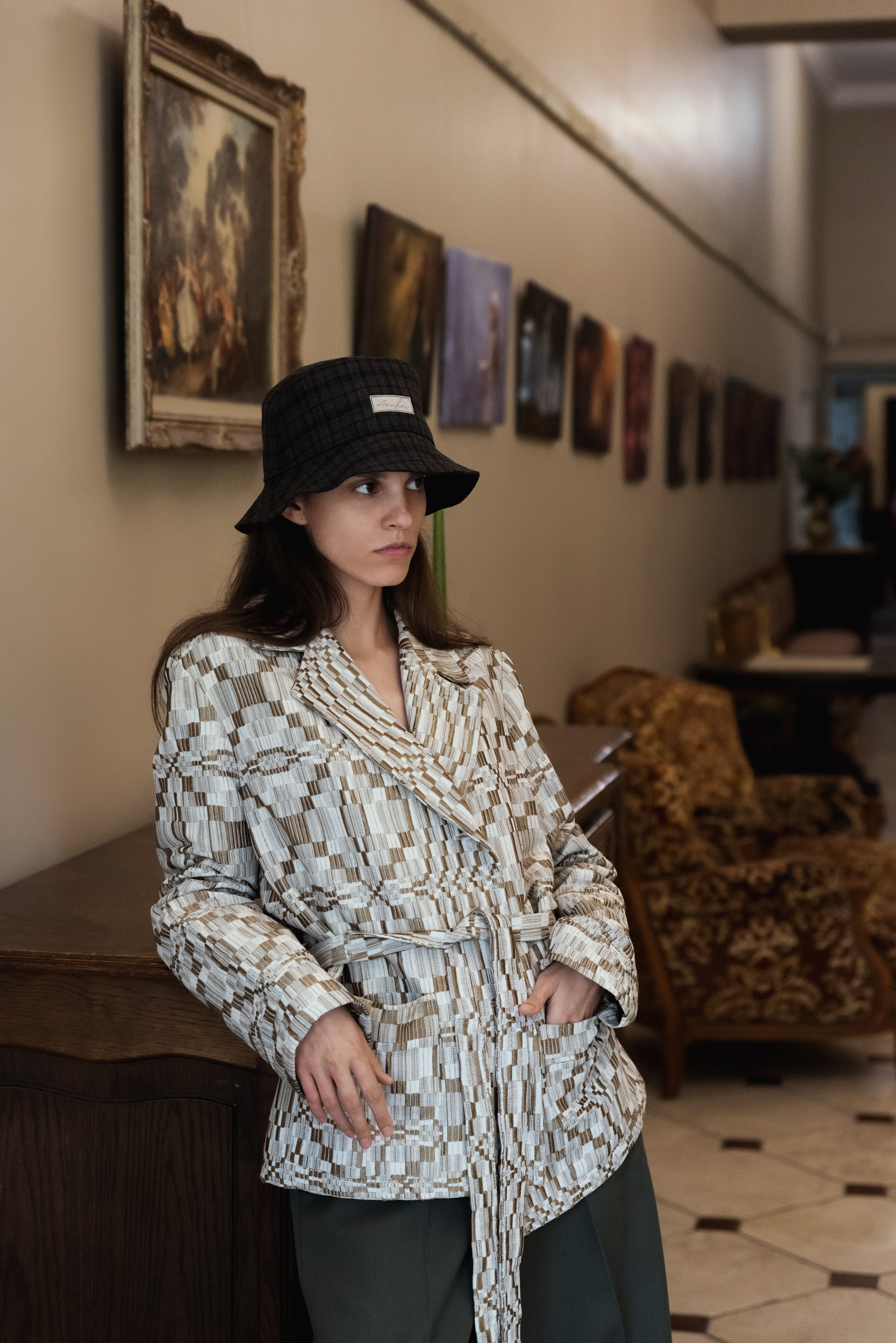 Rusvas švarkas, Anūkėlė Matilda