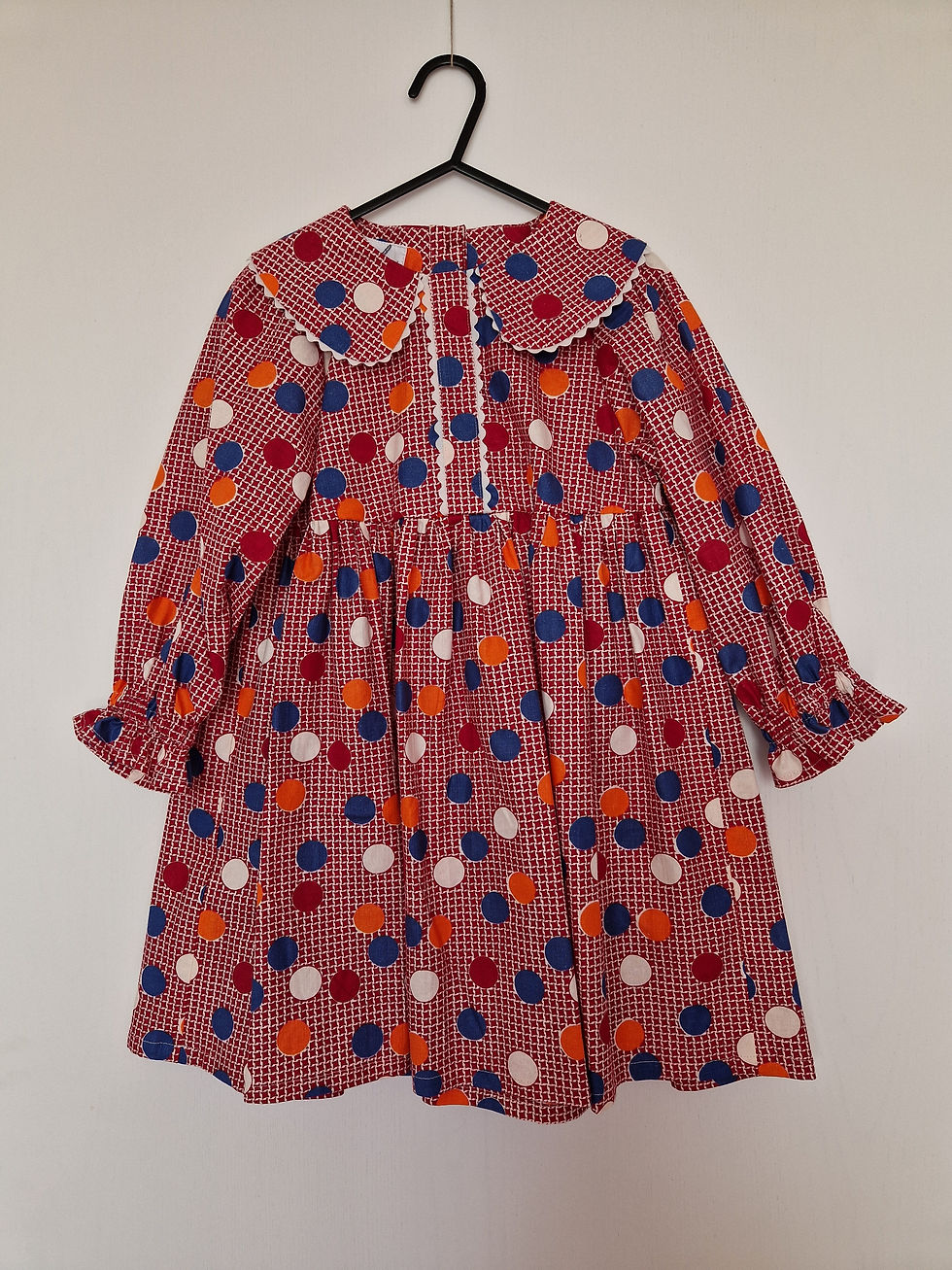 Vintažinio stiliaus suknelė, Anūkėlė Svajūnė