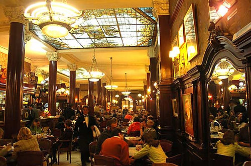 Café Tortoni, Buenos Aires.