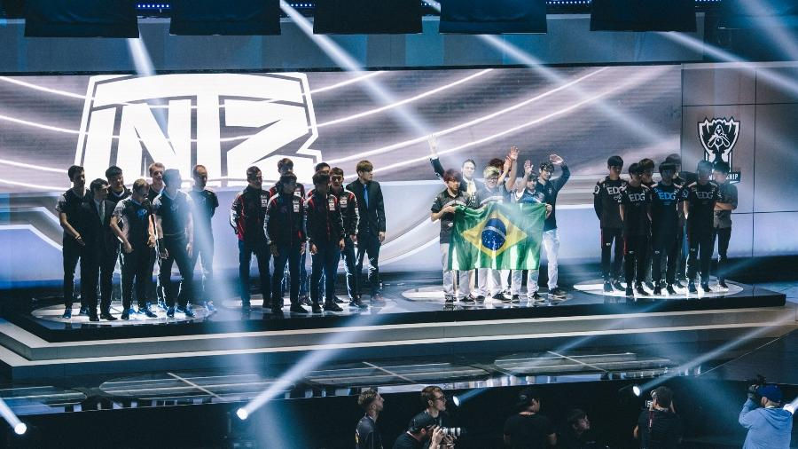 Representante brasileira no Mundial 2016, a INTZ deixa um ponto de interrogação em suas perspectivas para 2017, com a saída de duas peças importantes do elenco.