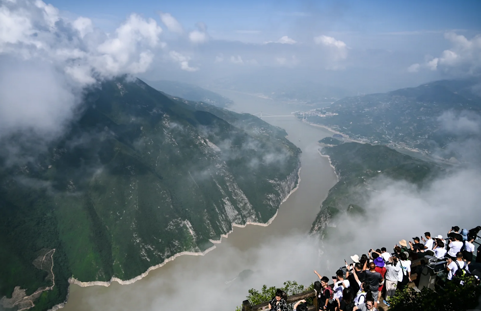 Wide angle view of the Yangtze River flowing peacefully