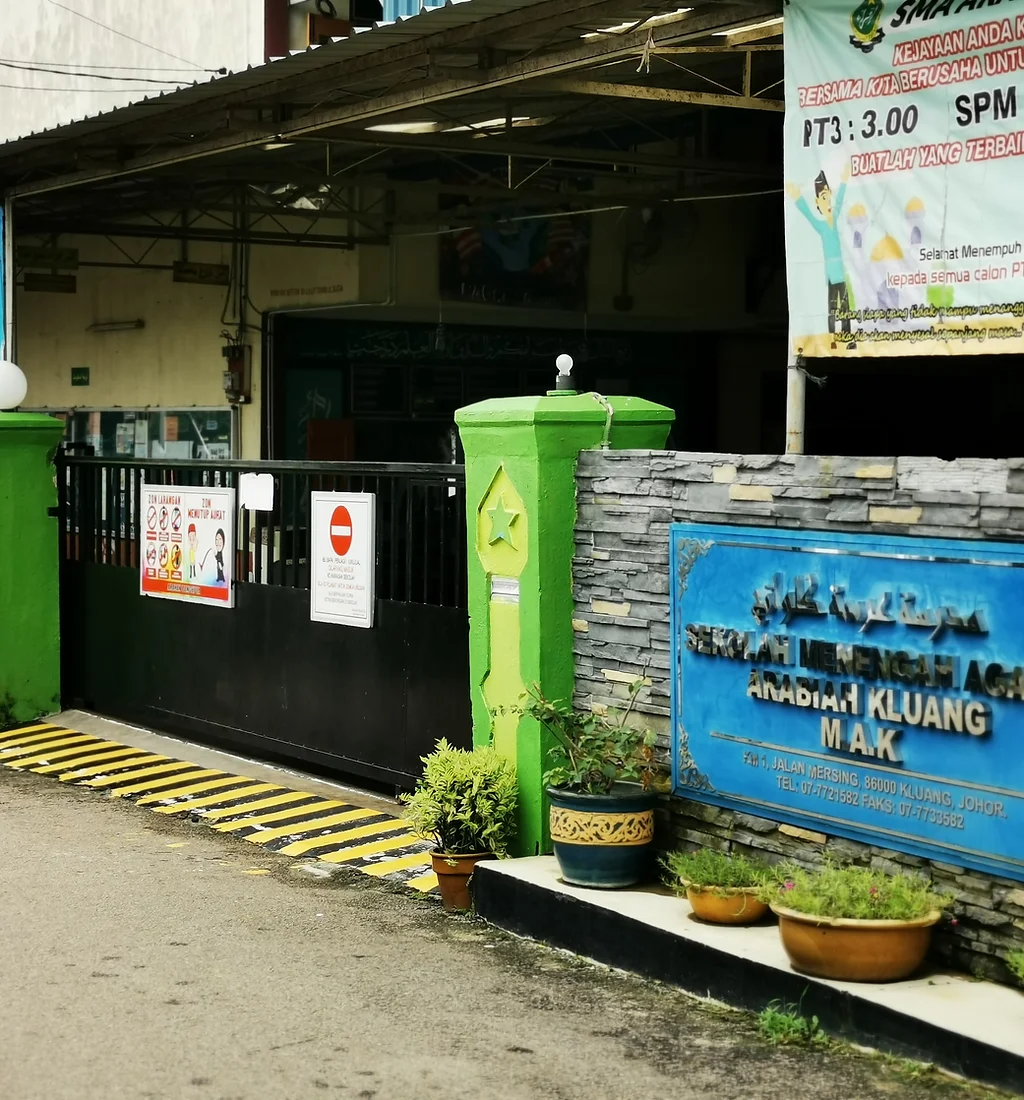 Utama Sma Arabiah Kluang M A K